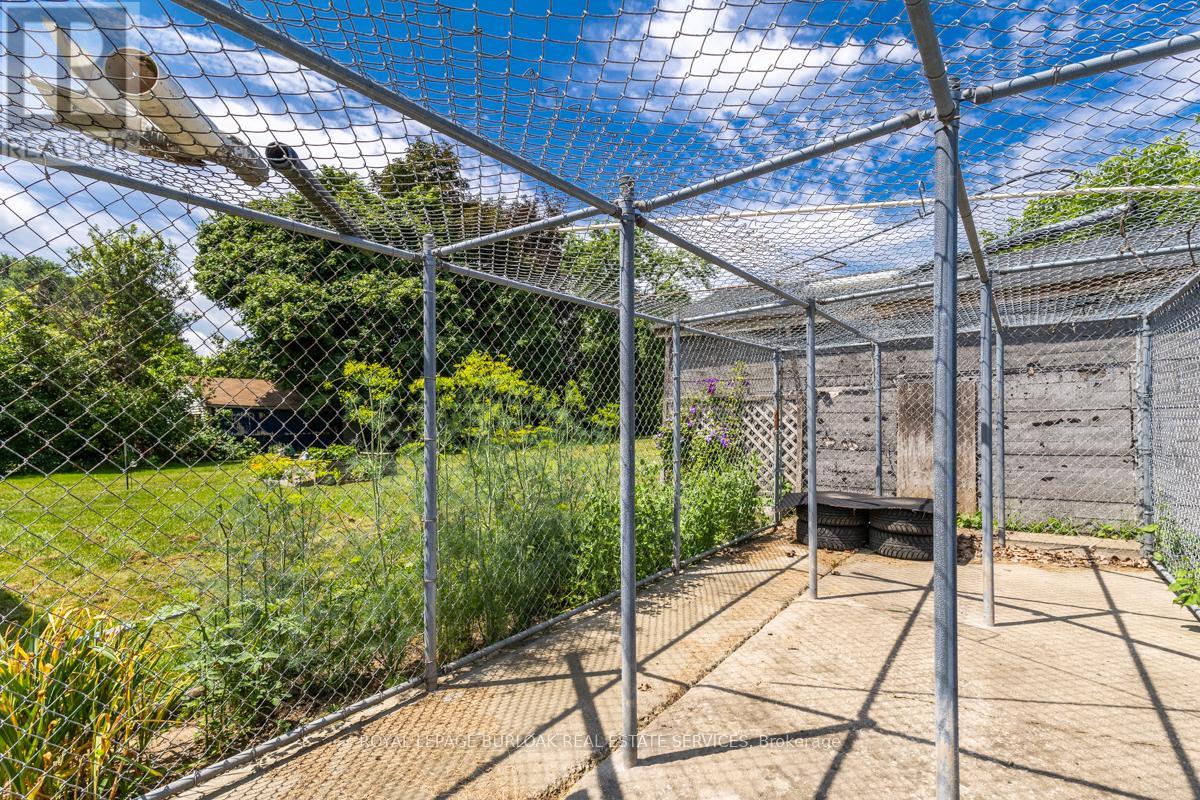 2718 Upper James Street, Hamilton, Ontario  L0R 1W0 - Photo 15 - X12827184