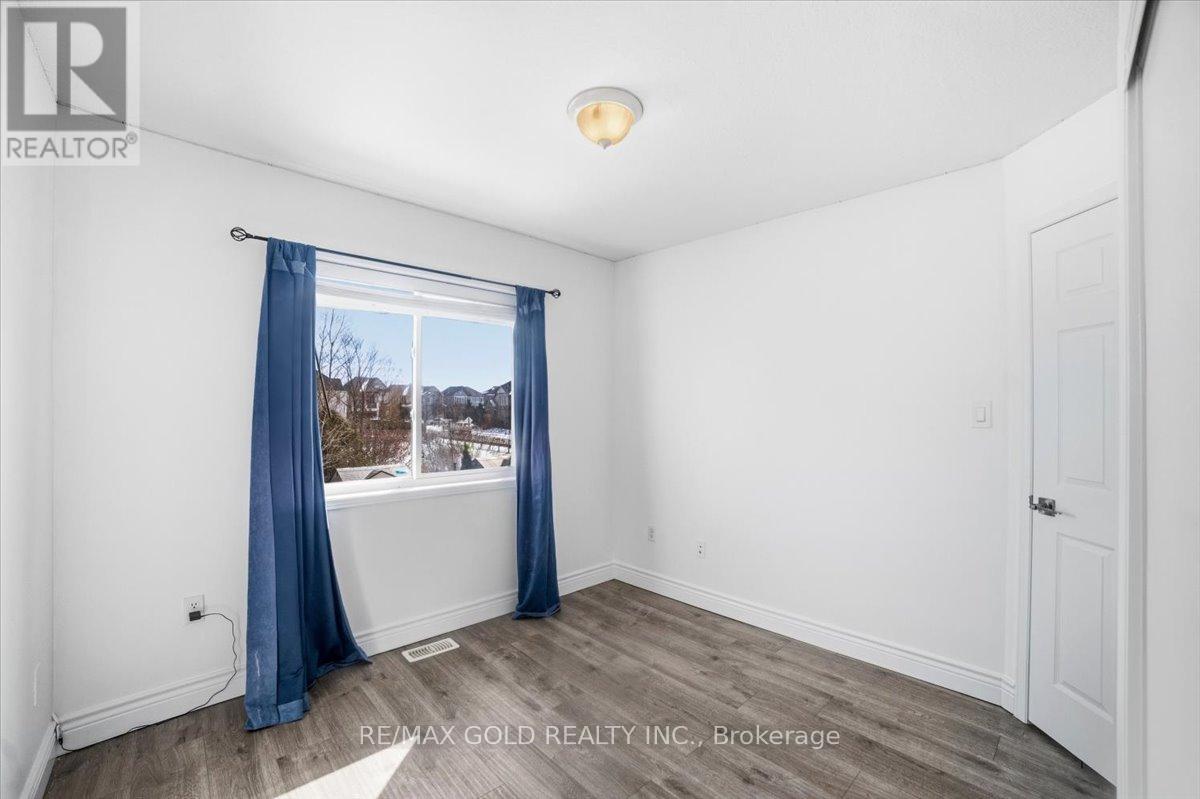 51 Bradley Avenue, Hamilton, Ontario  L0R 1C0 - Photo 17 - X12827260