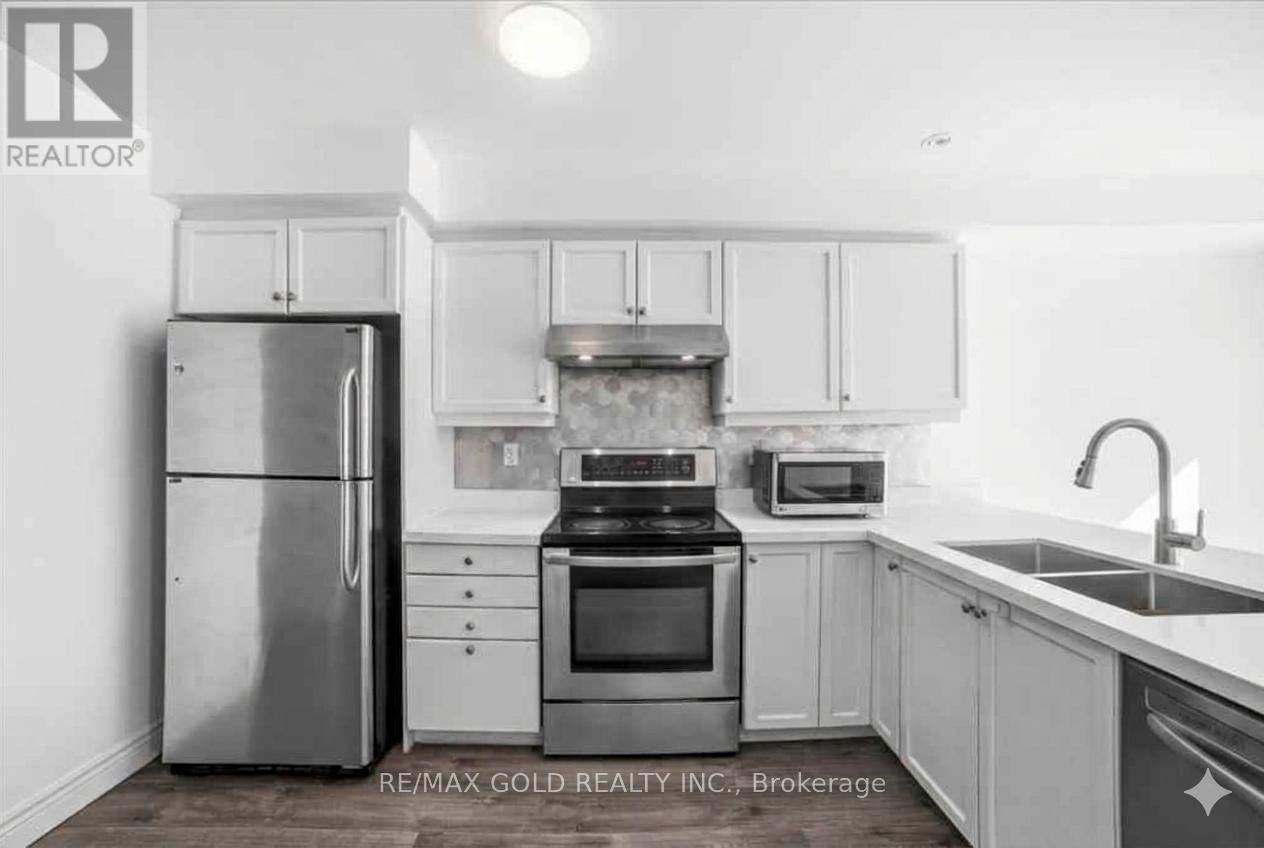 51 Bradley Avenue, Hamilton, Ontario  L0R 1C0 - Photo 4 - X12827260