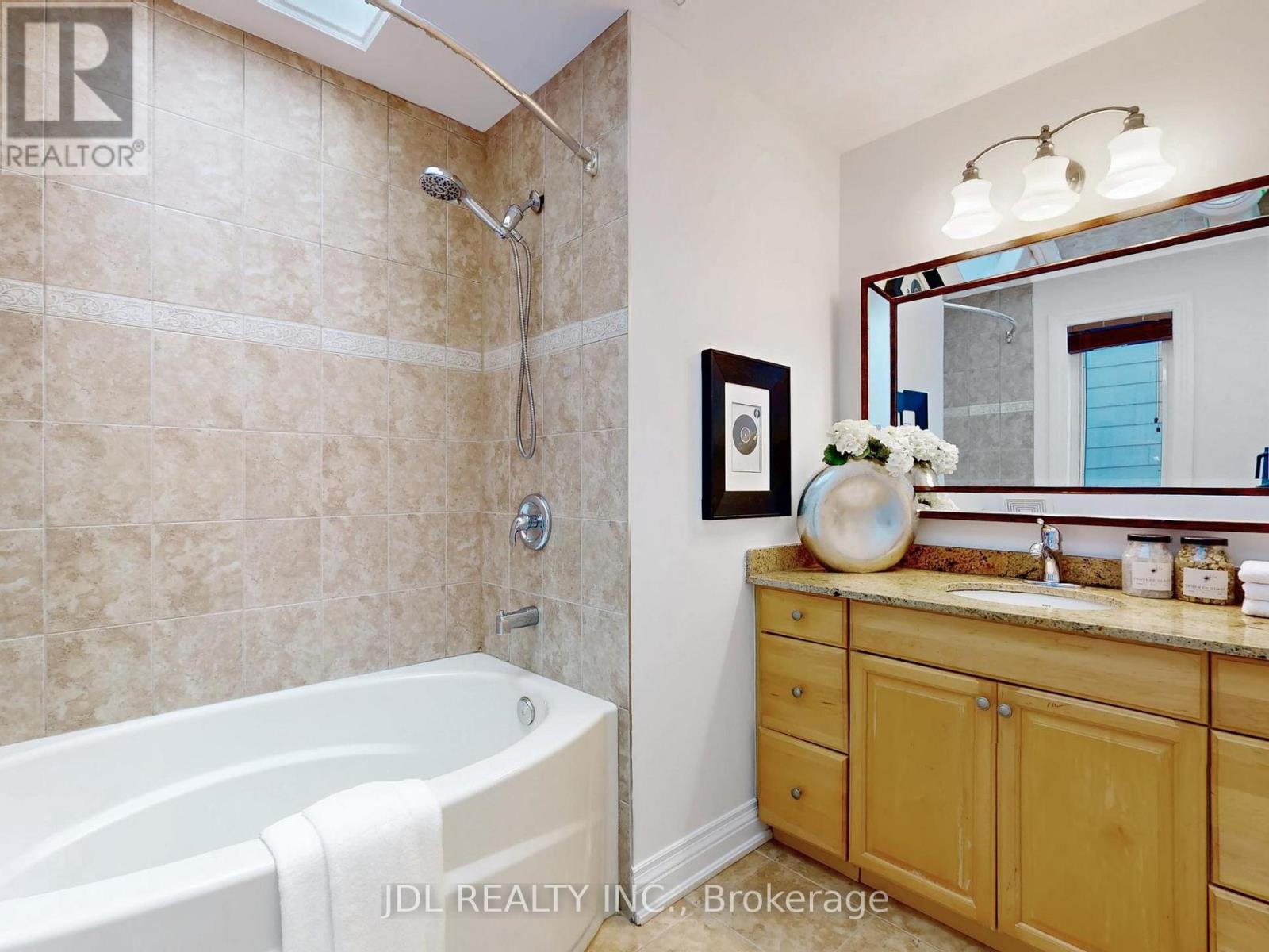 112 - 2205 South Millway, Mississauga, Ontario  L5L 3T2 - Photo 22 - W12820350