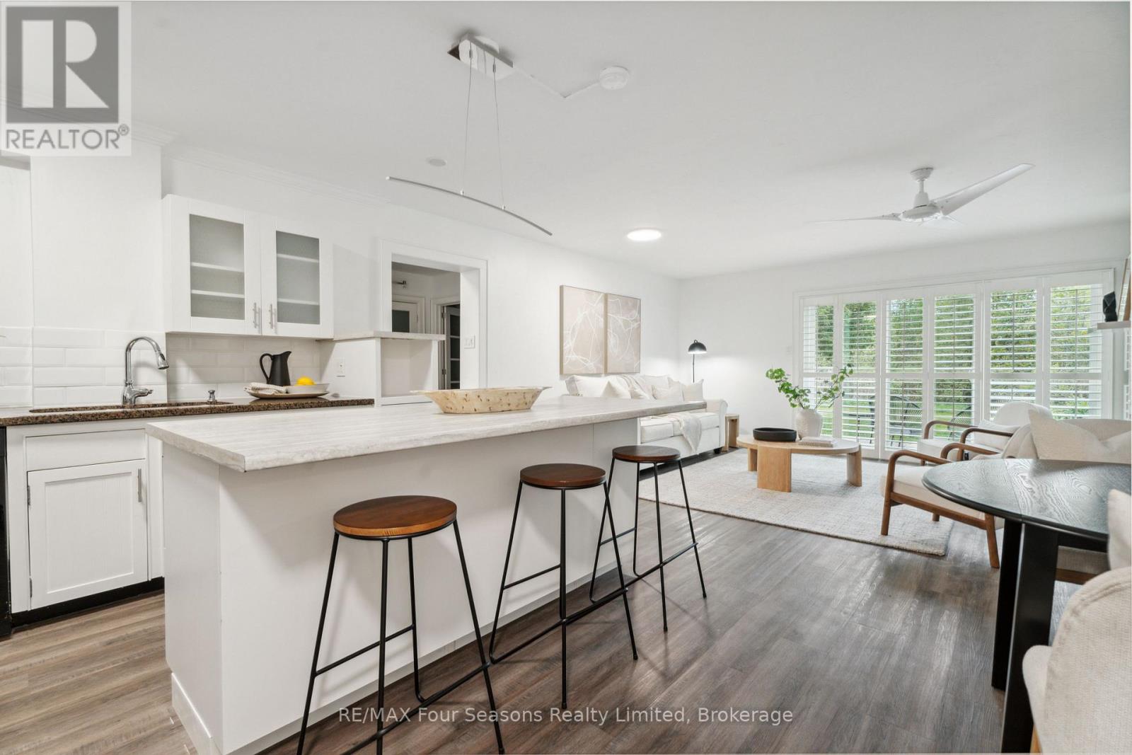 7 - 44 Trott Boulevard, Collingwood, Ontario L9Y 5B7 - Photo 2 - S12827494