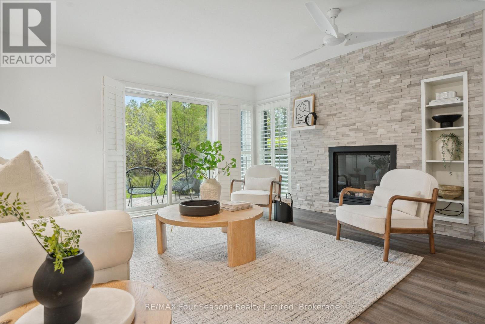 7 - 44 Trott Boulevard, Collingwood, Ontario L9Y 5B7 - Photo 3 - S12827494