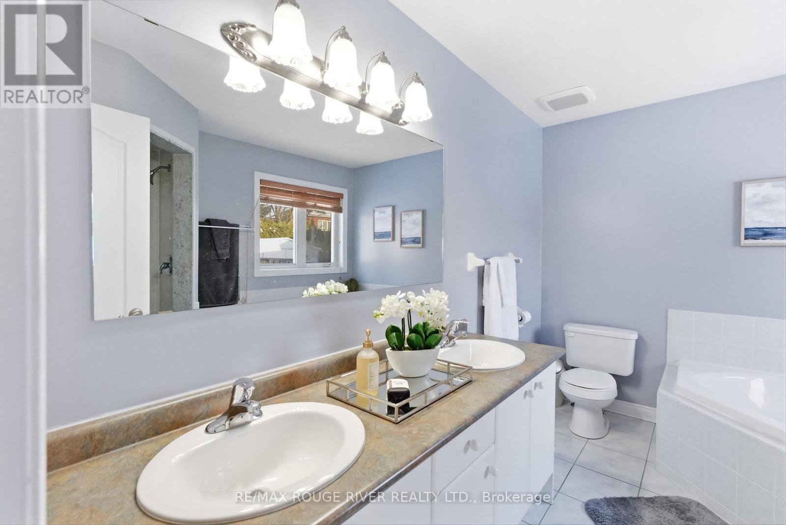 106 Tormina Boulevard, Whitby, Ontario  L1R 3B5 - Photo 25 - E12827428