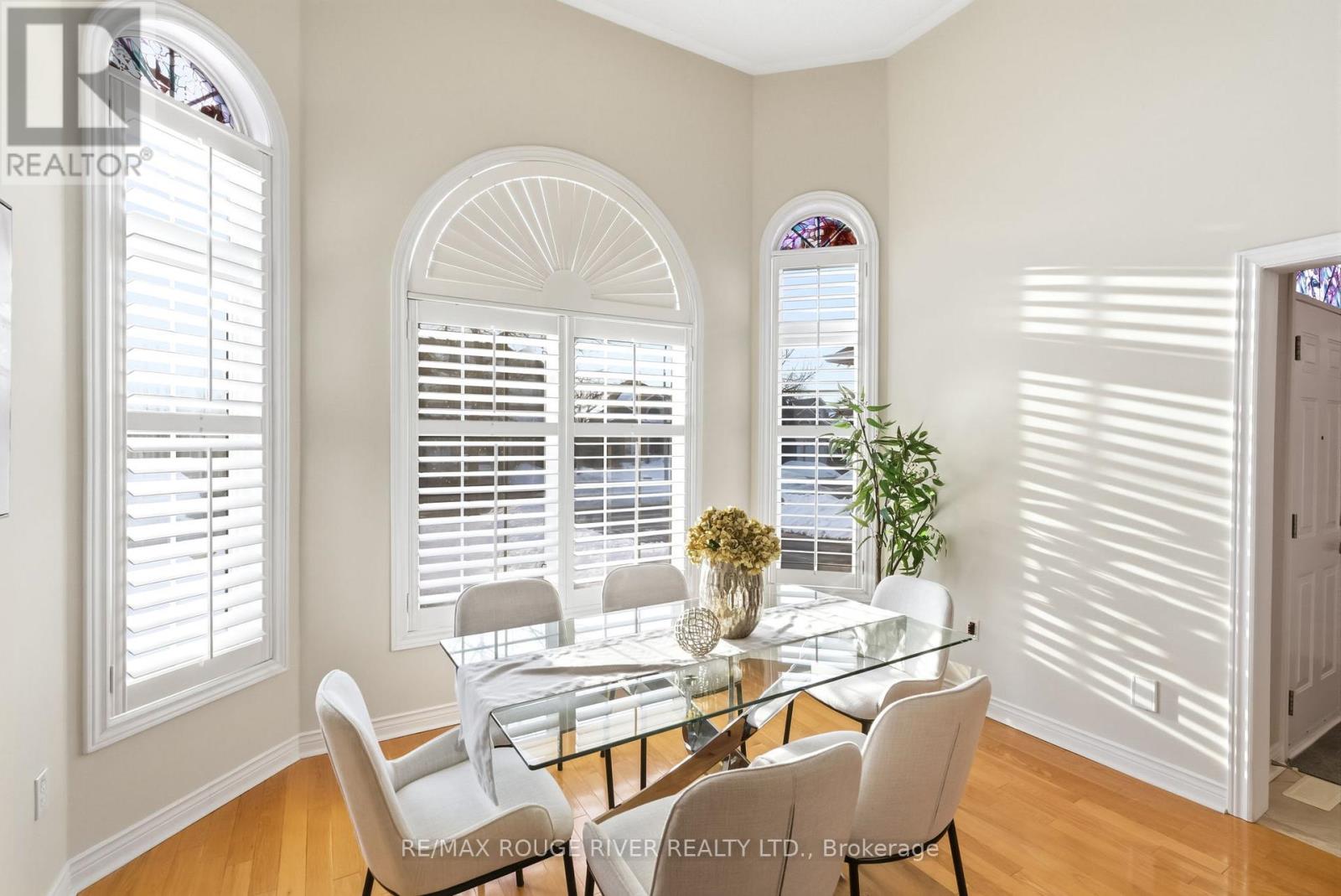 106 Tormina Boulevard, Whitby, Ontario  L1R 3B5 - Photo 4 - E12827428