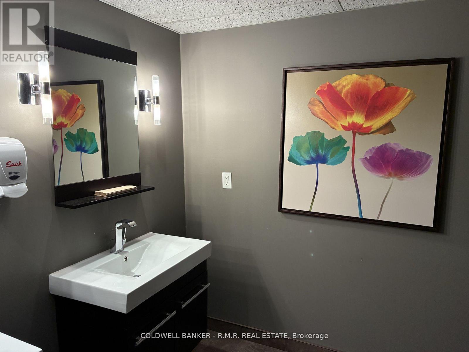 B1 - 179 King Street E, Oshawa (Central), Ontario  L1H 1C2 - Photo 6 - E12827488