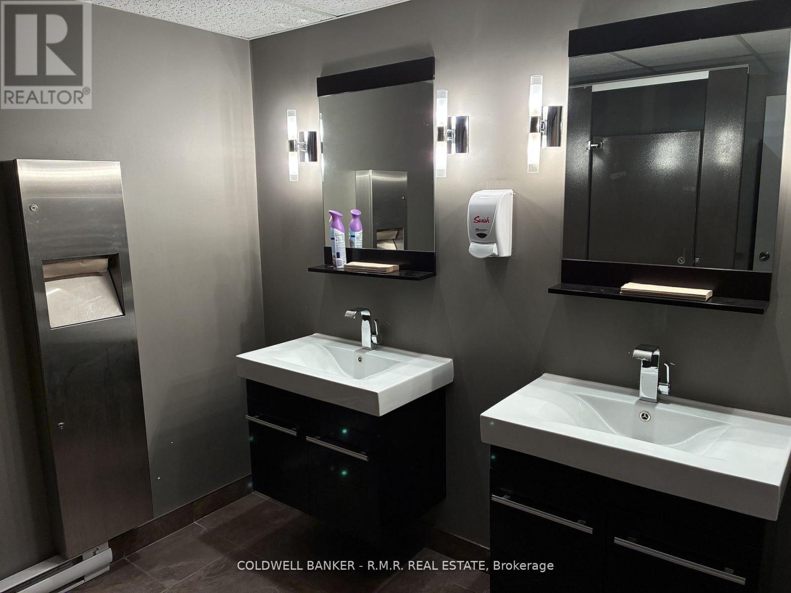 B1 - 179 King Street E, Oshawa (Central), Ontario  L1H 1C2 - Photo 7 - E12827488