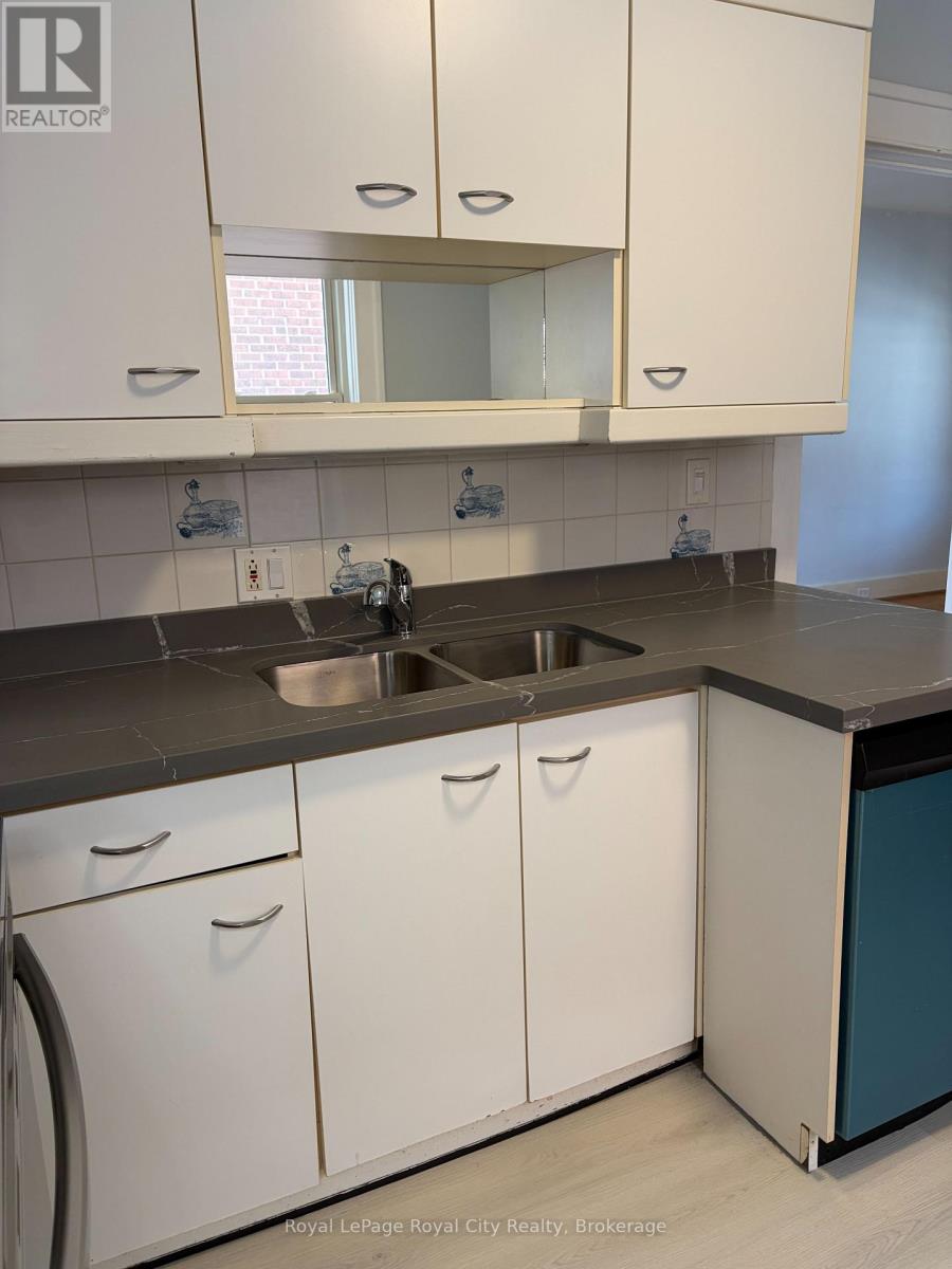 62 Powell Street W, Guelph, Ontario  N1H 1V2 - Photo 10 - X12824510