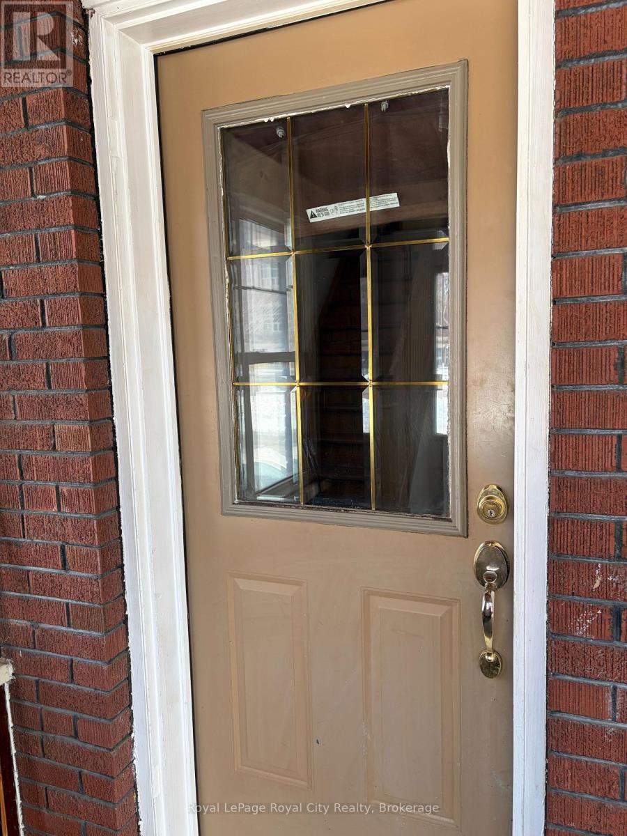 62 Powell Street W, Guelph, Ontario  N1H 1V2 - Photo 3 - X12824510