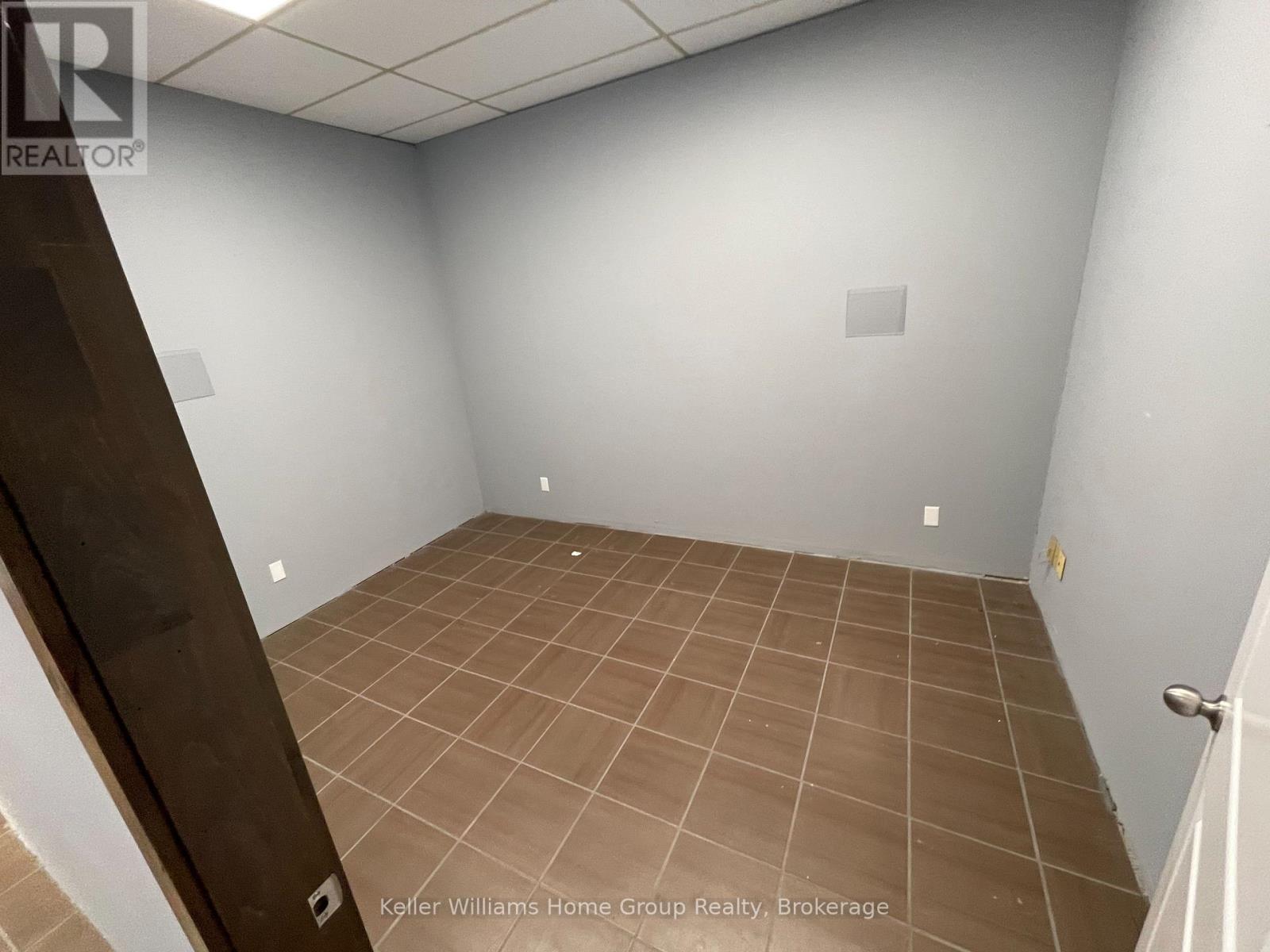 3 - 340 Woodlawn Road W, Guelph, Ontario  N1H 7K6 - Photo 4 - X12827316