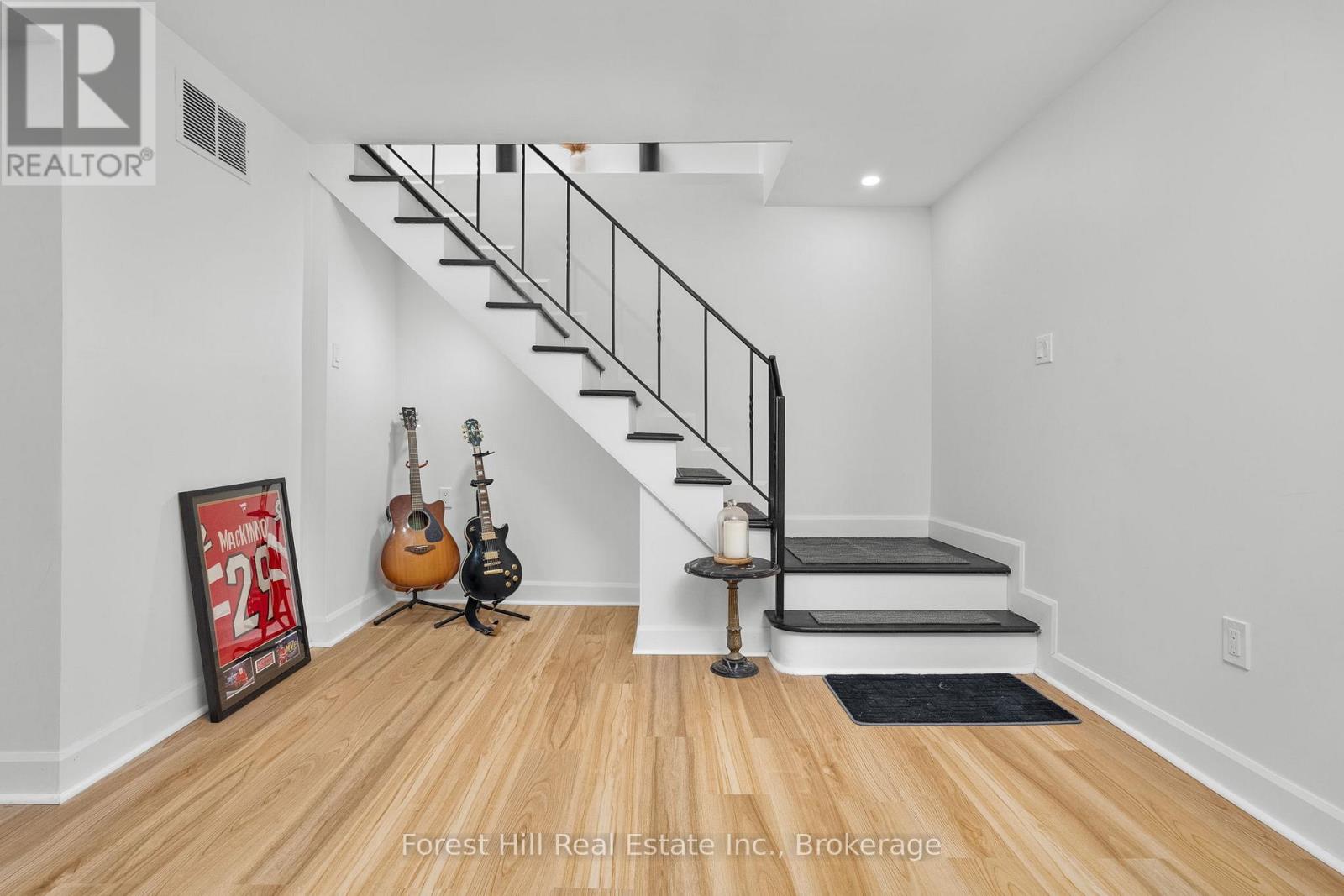 1 Maplecrest Court, Huntsville, Ontario P1H 1G2 - Photo 25 - X12827366