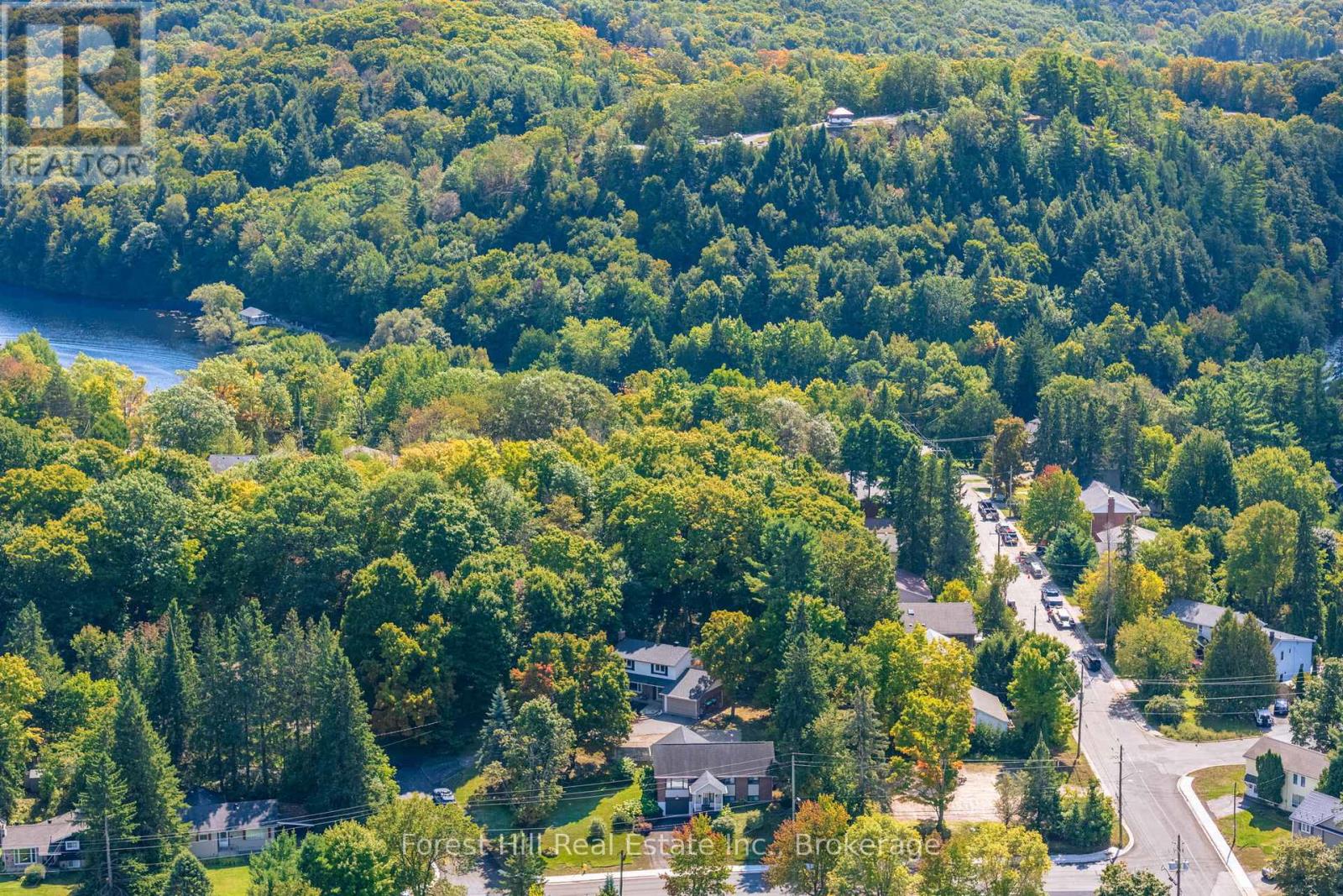 1 Maplecrest Court, Huntsville, Ontario P1H 1G2 - Photo 45 - X12827366