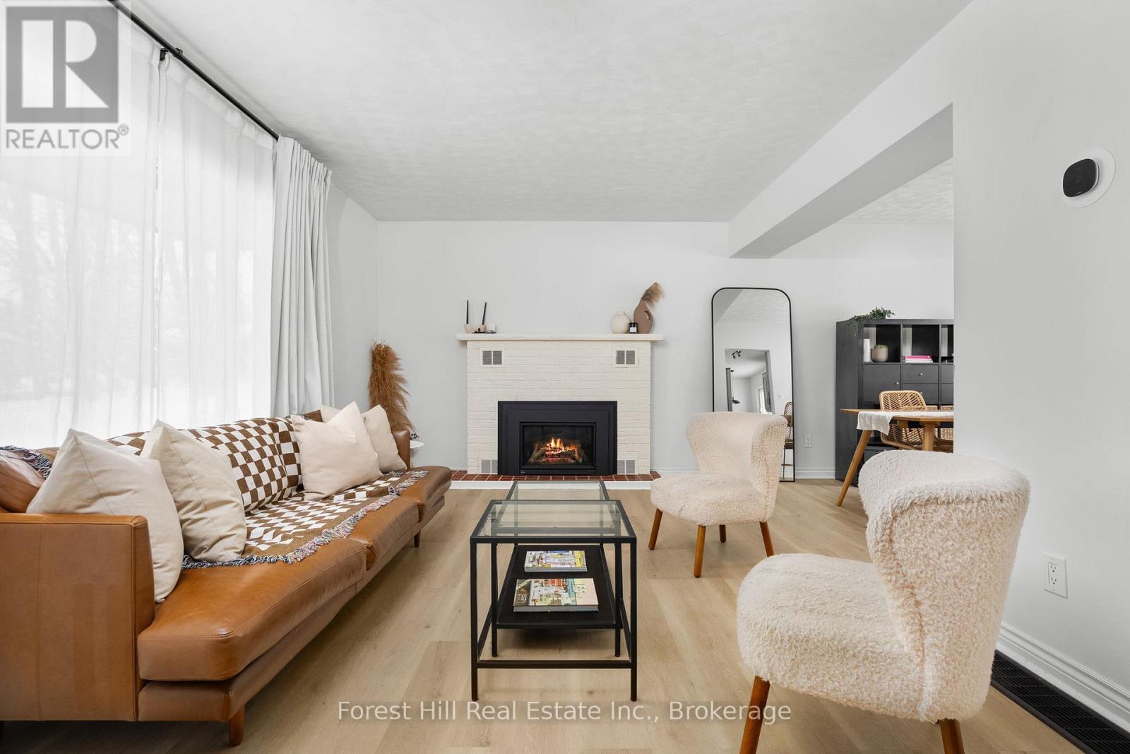 1 Maplecrest Court, Huntsville, Ontario P1H 1G2 - Photo 9 - X12827366