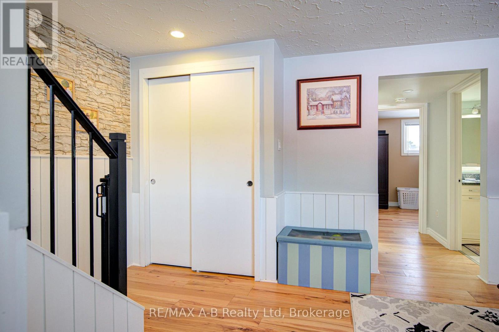 19 Linton Place, Kitchener, Ontario N2B 2K1 - Photo 31 - X12827436