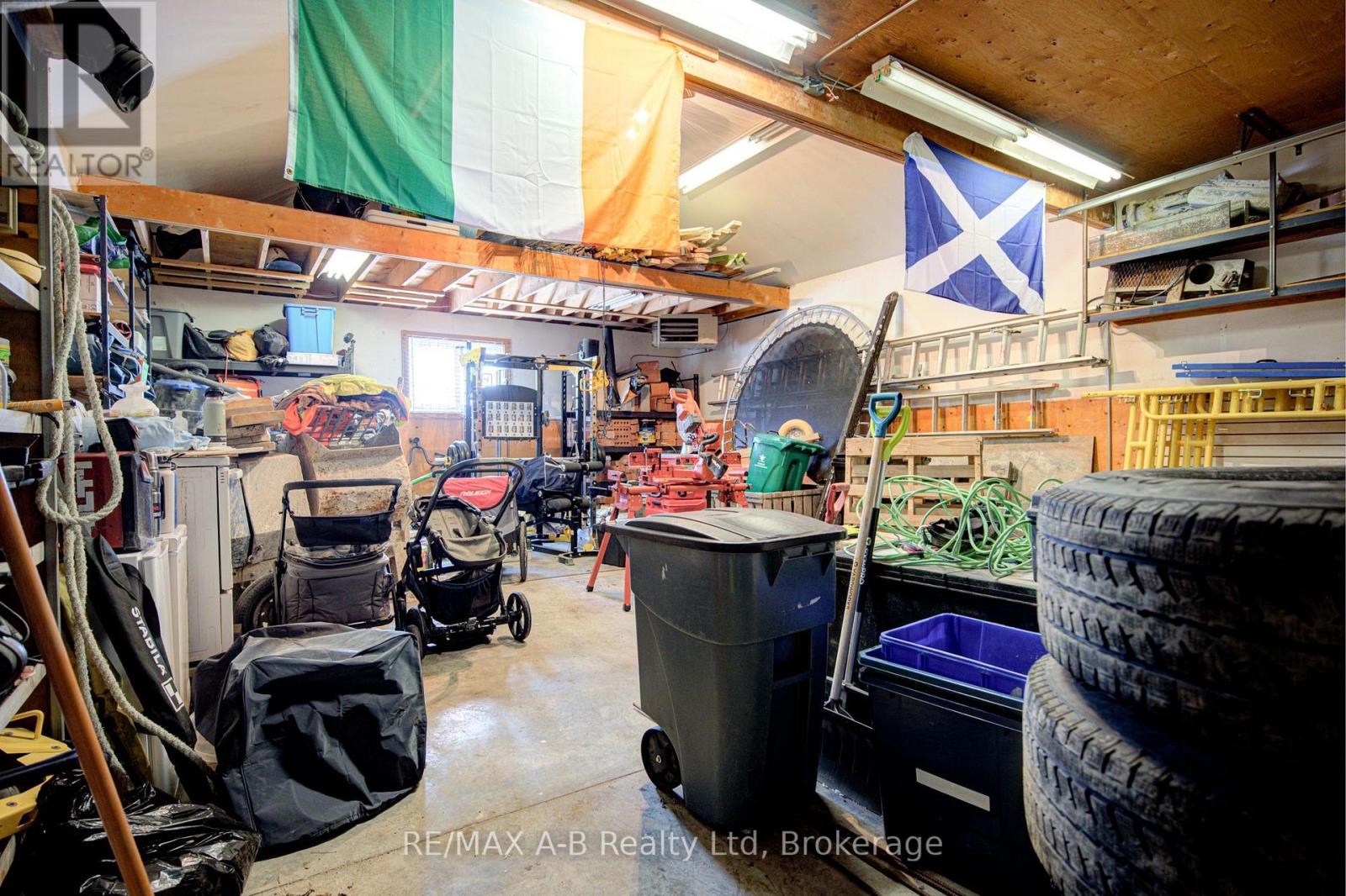 19 Linton Place, Kitchener, Ontario N2B 2K1 - Photo 40 - X12827436