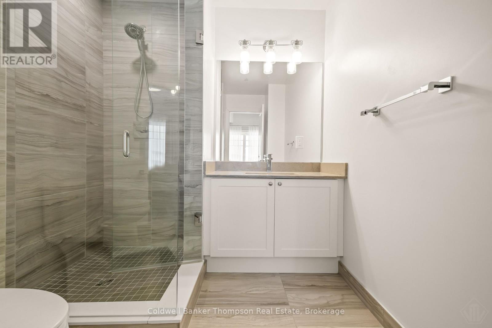 403 - 25 Pen Lake Point Road, Huntsville, Ontario  P1H 1A9 - Photo 11 - X12827470