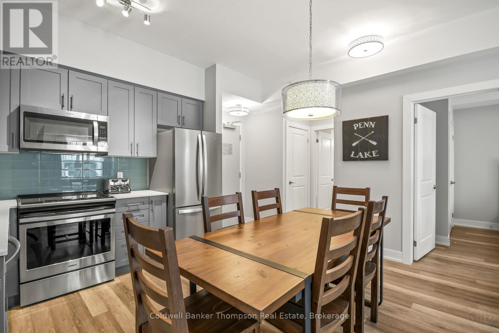 403 - 25 Pen Lake Point Road, Huntsville, Ontario  P1H 1A9 - Photo 4 - X12827470