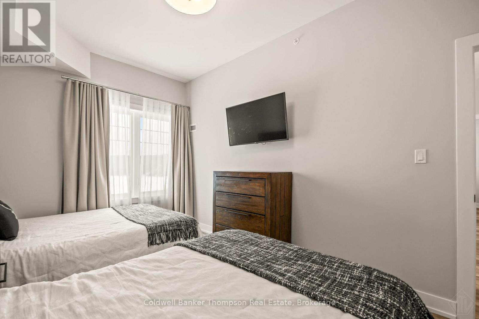 403 - 25 Pen Lake Point Road, Huntsville, Ontario  P1H 1A9 - Photo 9 - X12827470