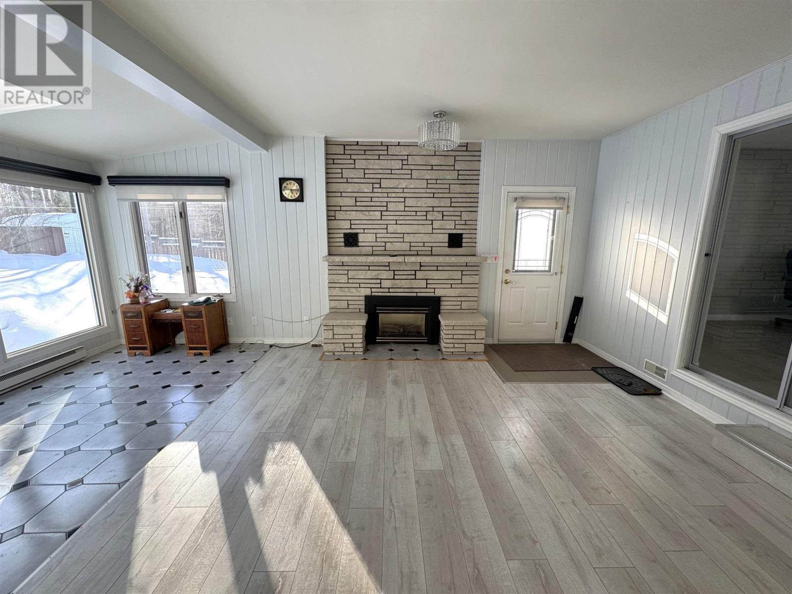 25 Gillanders Rd, Elliot Lake, Ontario  P5A 1W4 - Photo 11 - SM260374