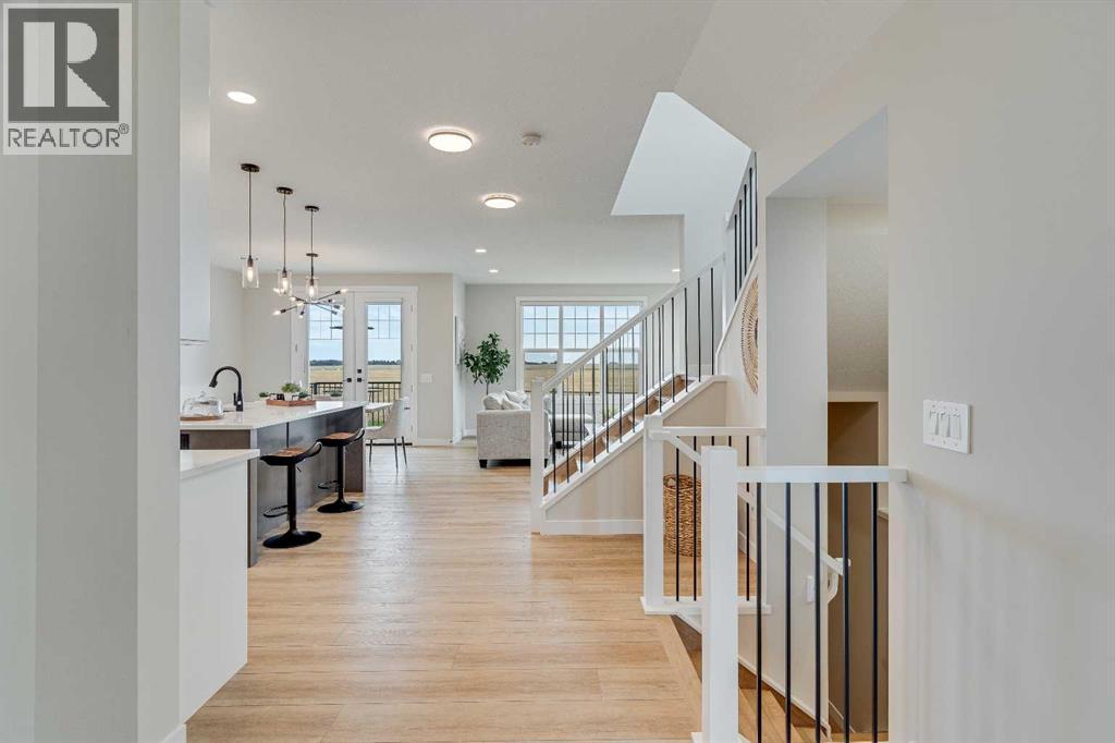 463 Kinniburgh Loop, Chestermere, Alberta  T1X 3C2 - Photo 5 - A2278732