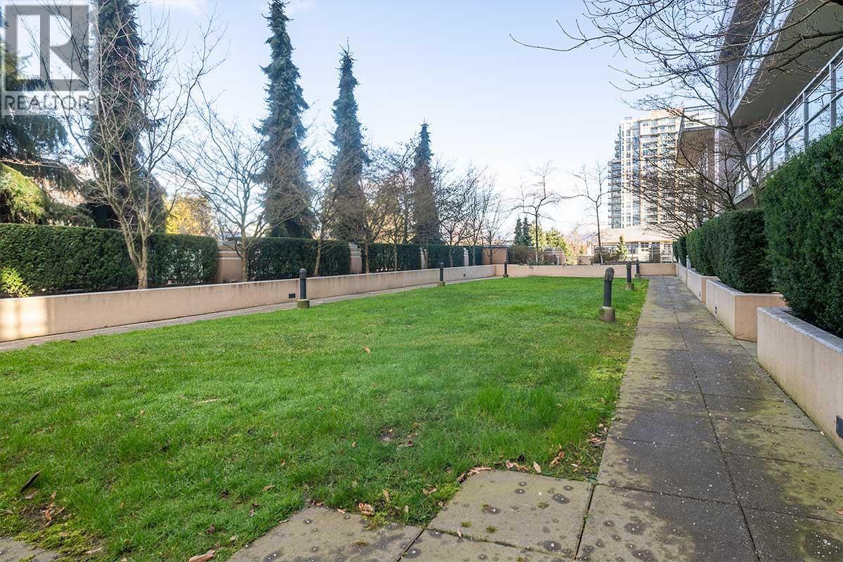 407 280 Ross Drive, New Westminster, British Columbia  V3L 0C2 - Photo 17 - R3094123