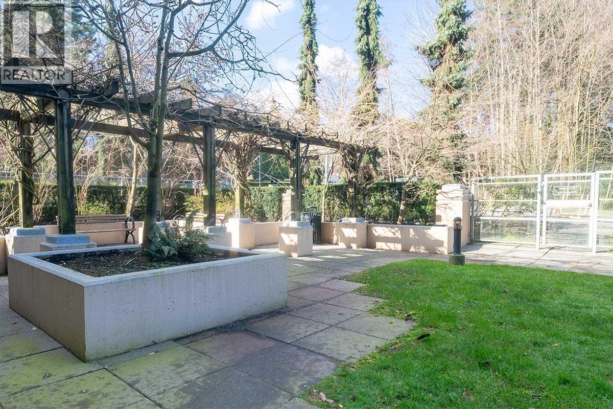 407 280 Ross Drive, New Westminster, British Columbia  V3L 0C2 - Photo 16 - R3094123