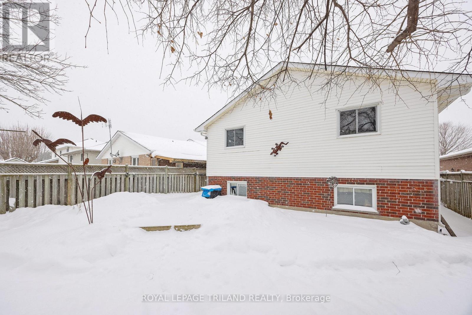 252 Josselyn Drive, London South, Ontario  N6E 3S5 - Photo 32 - X12827492