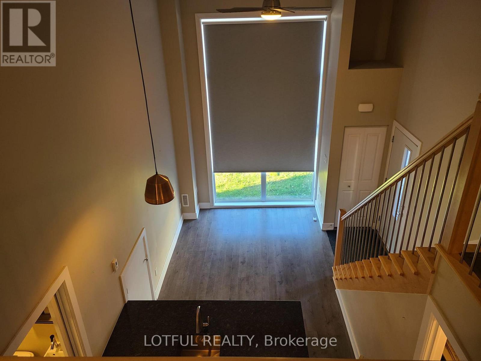 B - 206 Manchester Avenue, Ottawa, Ontario K1Y 1Y9 - Photo 14 - X12827440