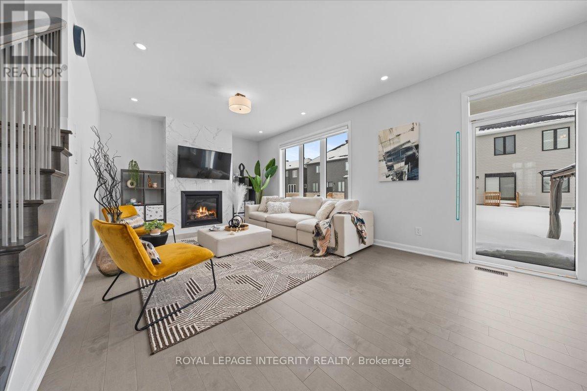 101 D'arleux Place, Ottawa, Ontario  K4M 0M7 - Photo 8 - X12827498