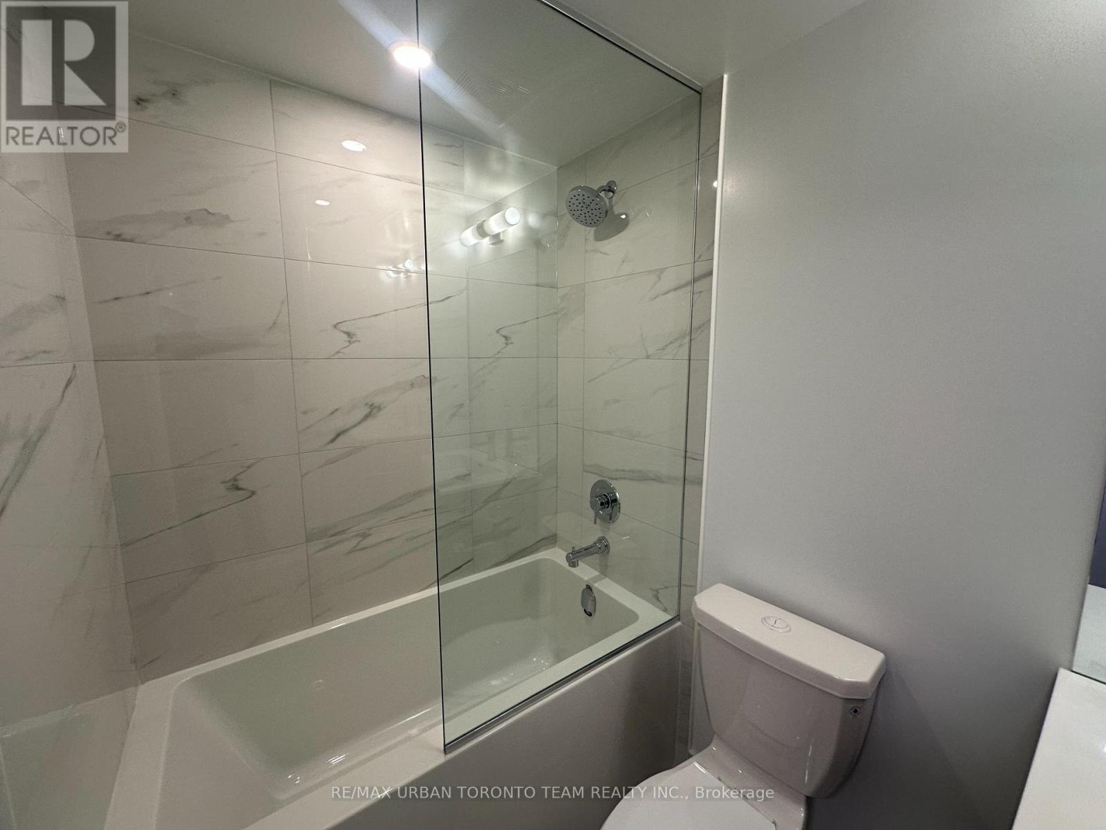 805 - 180 Front Street E, Toronto, Ontario  M5A 0K9 - Photo 14 - C12823374