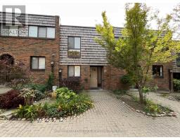 10 YETTA SHEPWAY, Toronto, Ontario