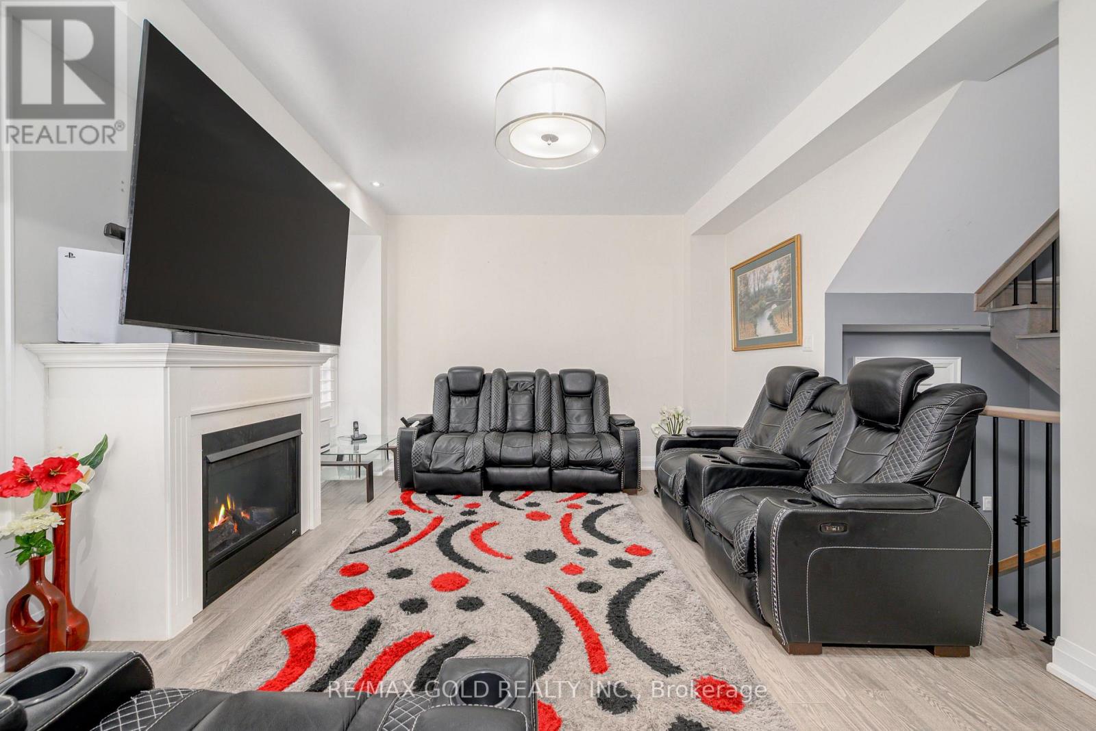 9 Clutterbuck Lane, Ajax, Ontario  L1T 0N6 - Photo 13 - E12821150