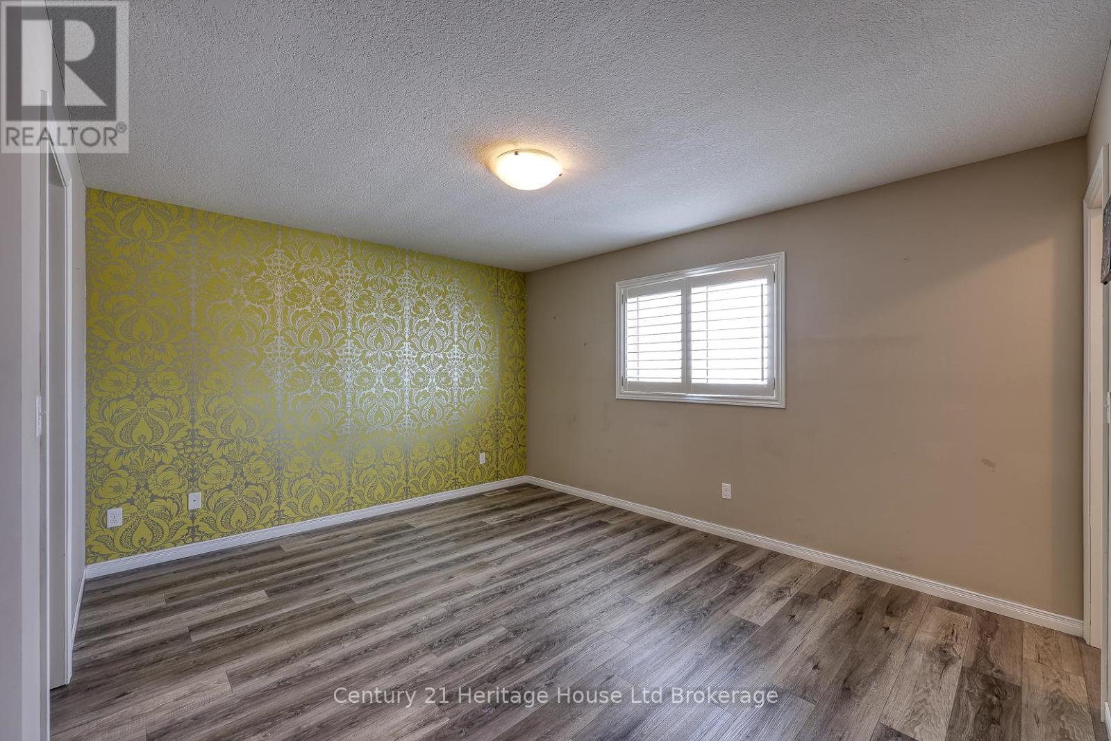 427 Champlain Avenue, Woodstock, Ontario  N4V 0B3 - Photo 21 - X12827446