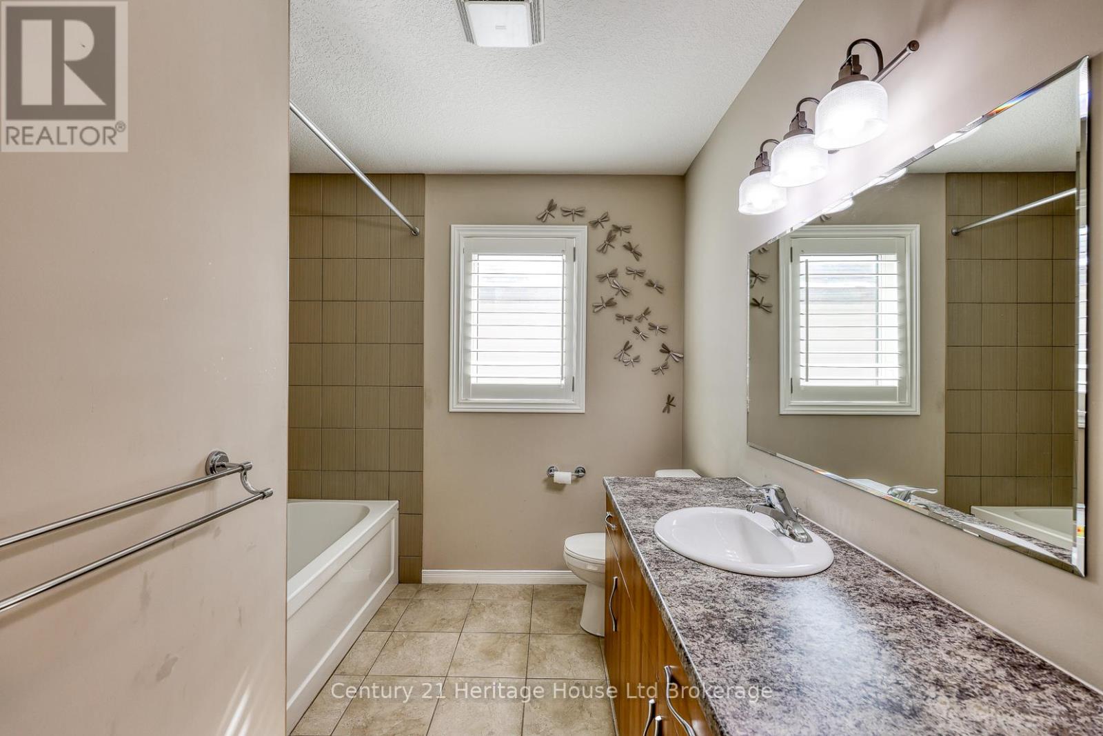 427 Champlain Avenue, Woodstock, Ontario  N4V 0B3 - Photo 29 - X12827446