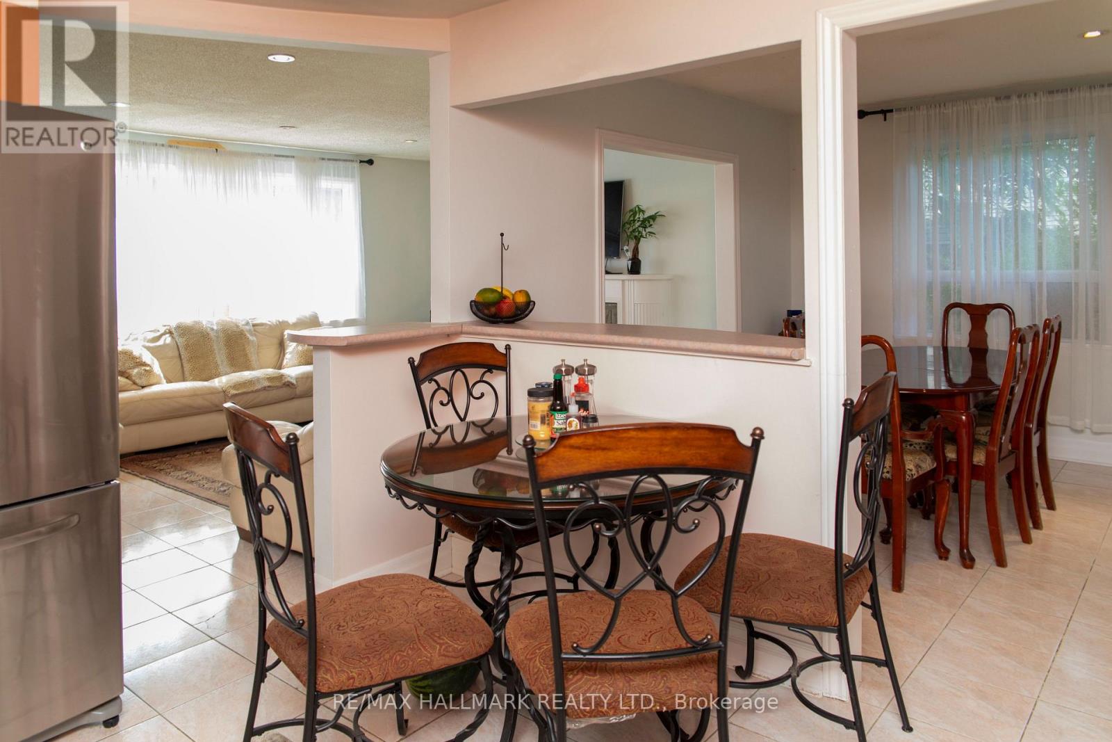 86 Church Street S, Richmond Hill, Ontario  L4C 1W3 - Photo 11 - N12814486