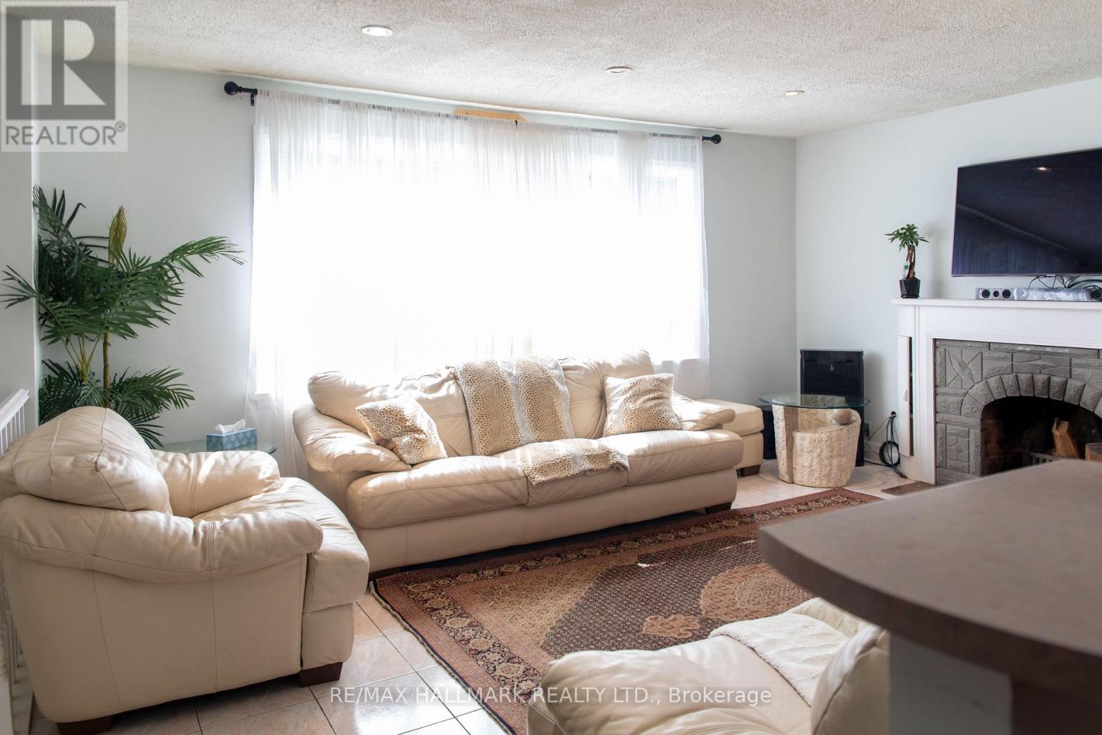 86 Church Street S, Richmond Hill, Ontario  L4C 1W3 - Photo 7 - N12814486