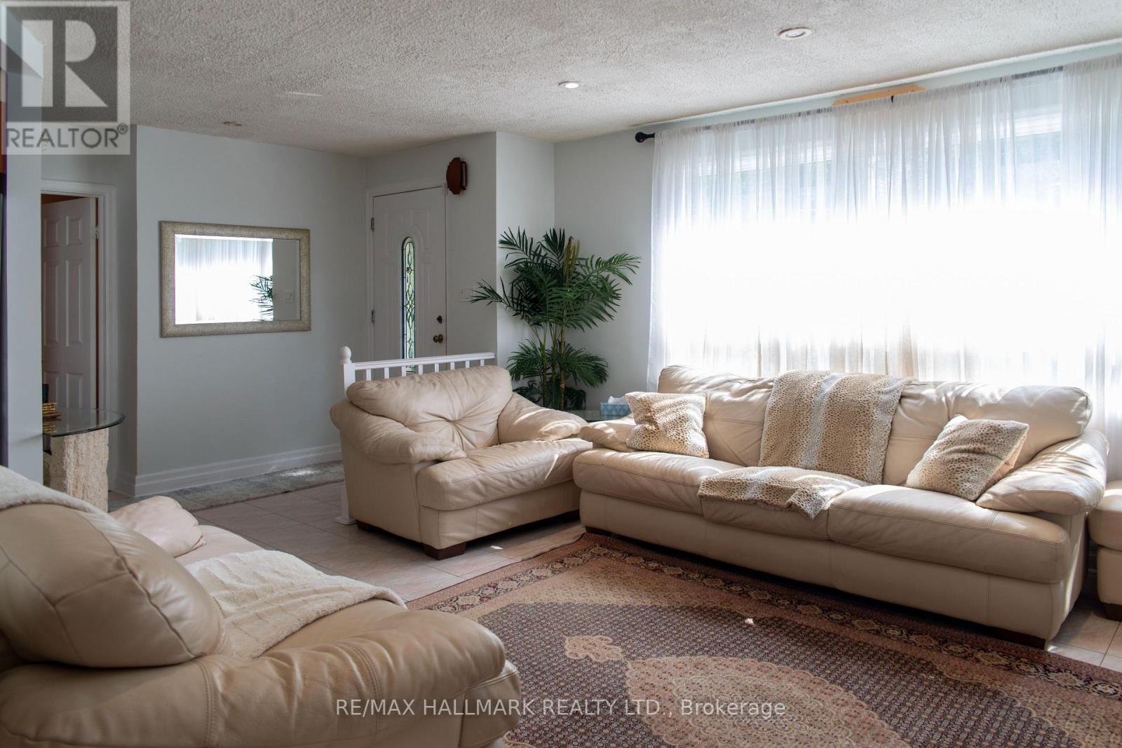 86 Church Street S, Richmond Hill, Ontario  L4C 1W3 - Photo 8 - N12814486