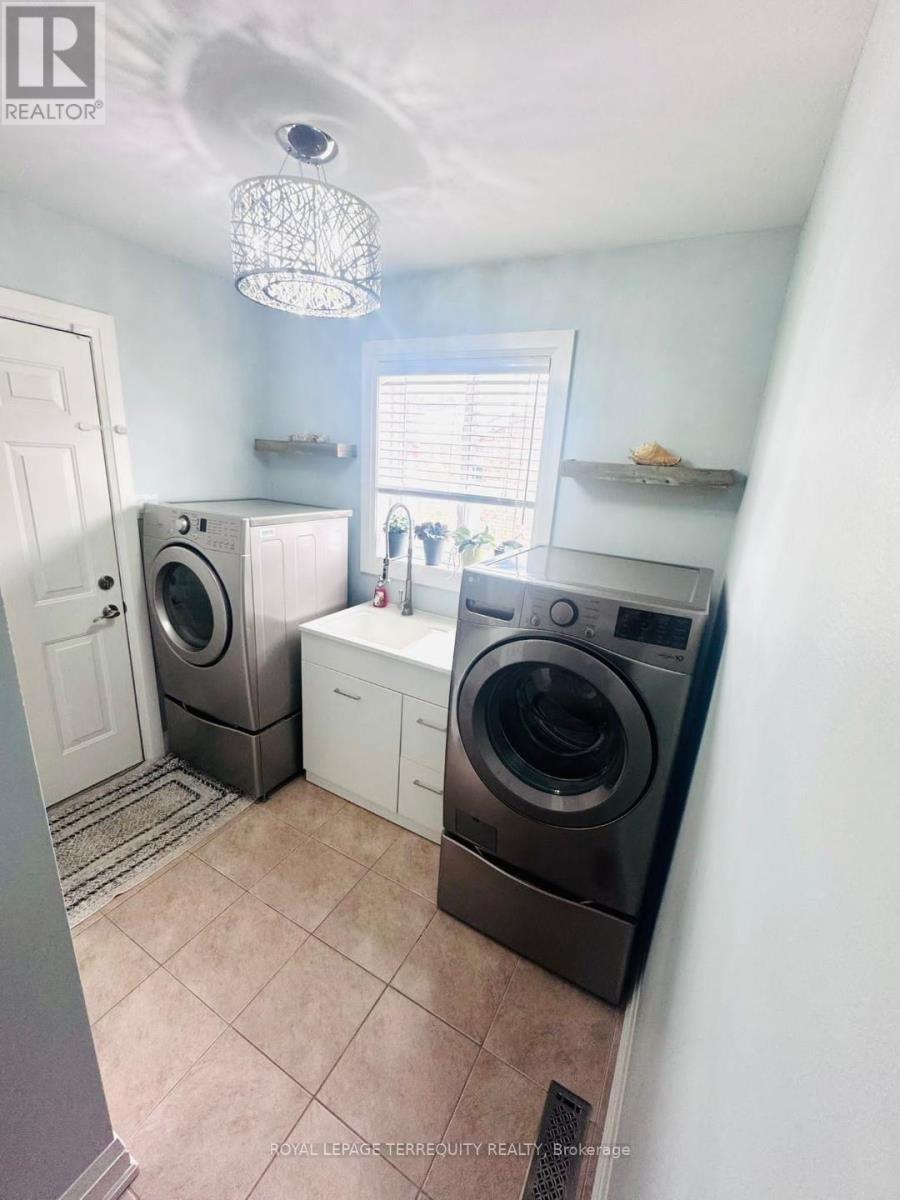 25 Jagges Drive, Barrie (Edgehill Drive), Ontario  L4N 0W9 - Photo 29 - S12783578