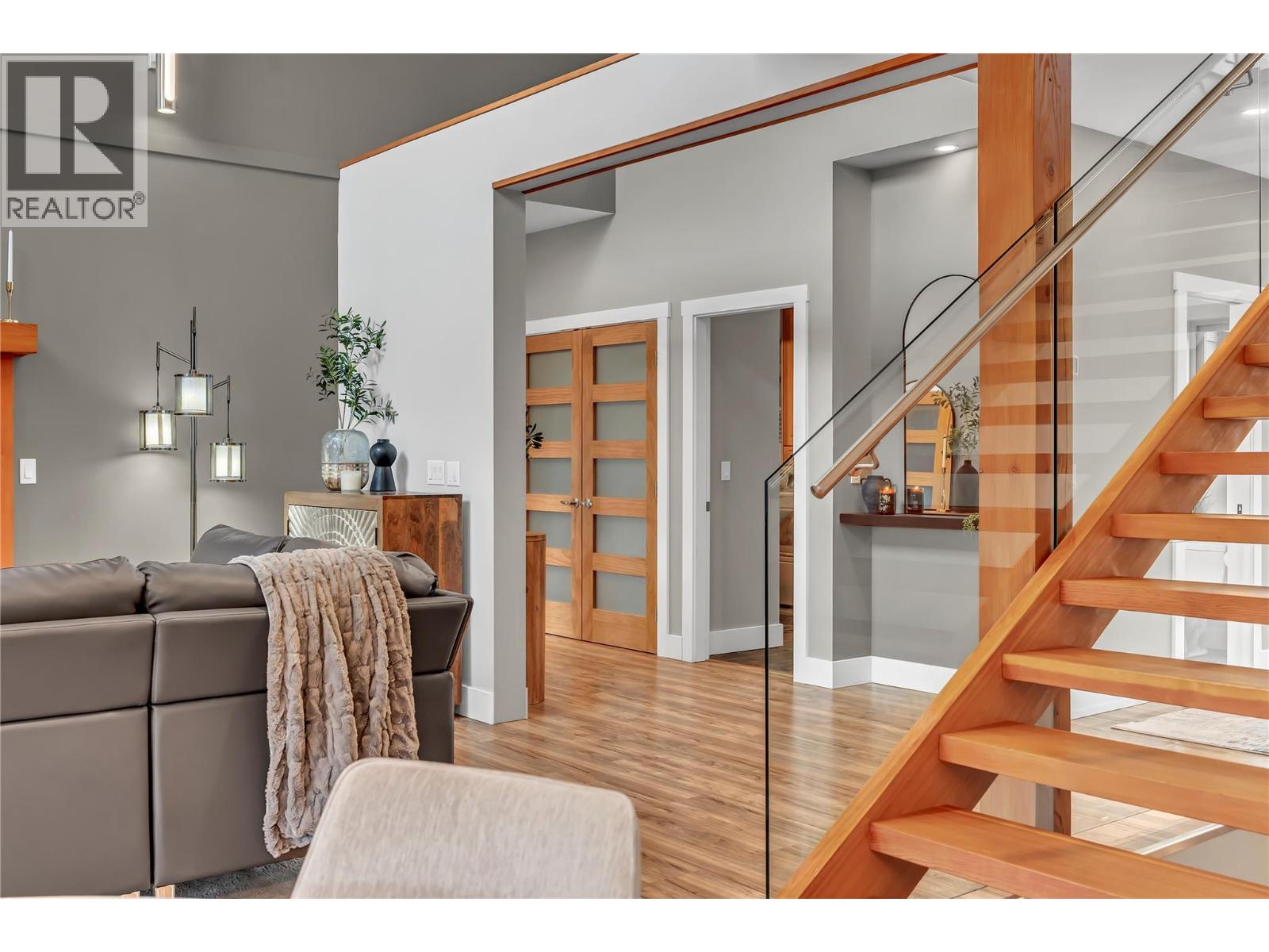 109 Fairway Drive, Kaleden, British Columbia  V0H 1K0 - Photo 6 - 10377372