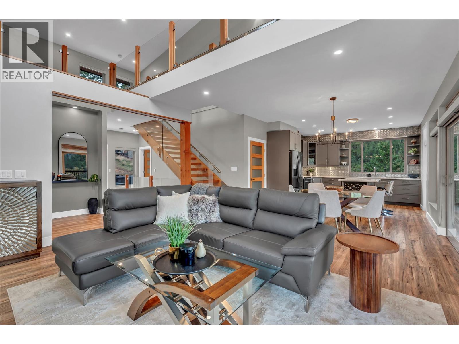 109 Fairway Drive, Kaleden, British Columbia  V0H 1K0 - Photo 8 - 10377372