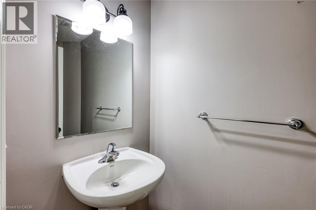 427 Champlain Avenue, Woodstock, Ontario  N4V 0B3 - Photo 17 - 40807391