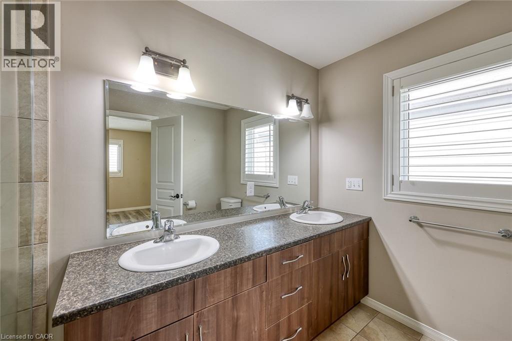 427 Champlain Avenue, Woodstock, Ontario  N4V 0B3 - Photo 37 - 40807391