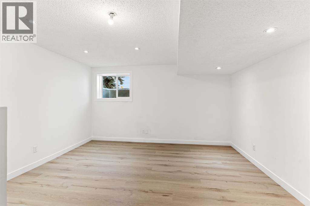 111 Macewan Glen Close Nw, Calgary, Alberta  T3K 2C2 - Photo 24 - A2289421