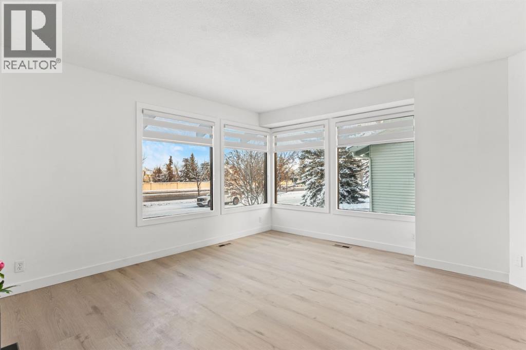 111 Macewan Glen Close Nw, Calgary, Alberta  T3K 2C2 - Photo 5 - A2289421