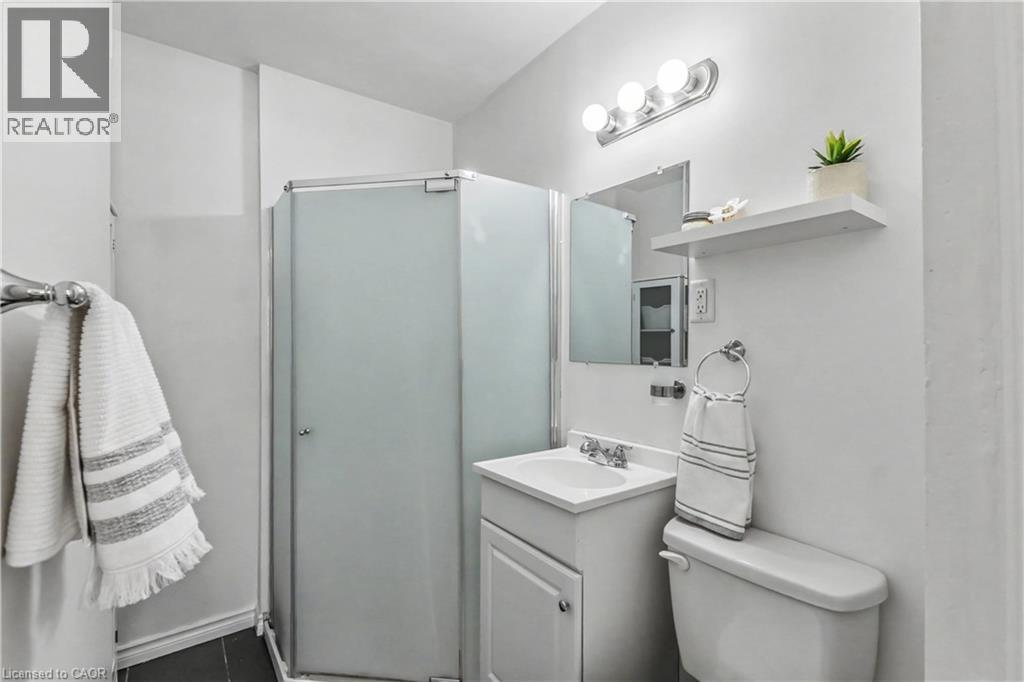 511 Quiet Place Unit# 5, Waterloo, Ontario  N2L 5L6 - Photo 15 - 40799052