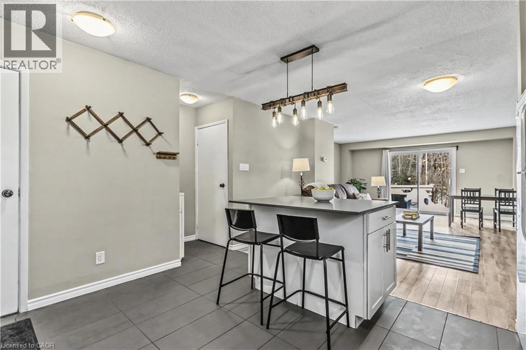 511 Quiet Place Unit# 5, Waterloo, Ontario  N2L 5L6 - Photo 4 - 40799052