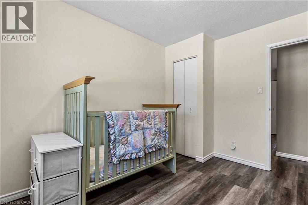 511 Quiet Place Unit# 5, Waterloo, Ontario  N2L 5L6 - Photo 17 - 40799052