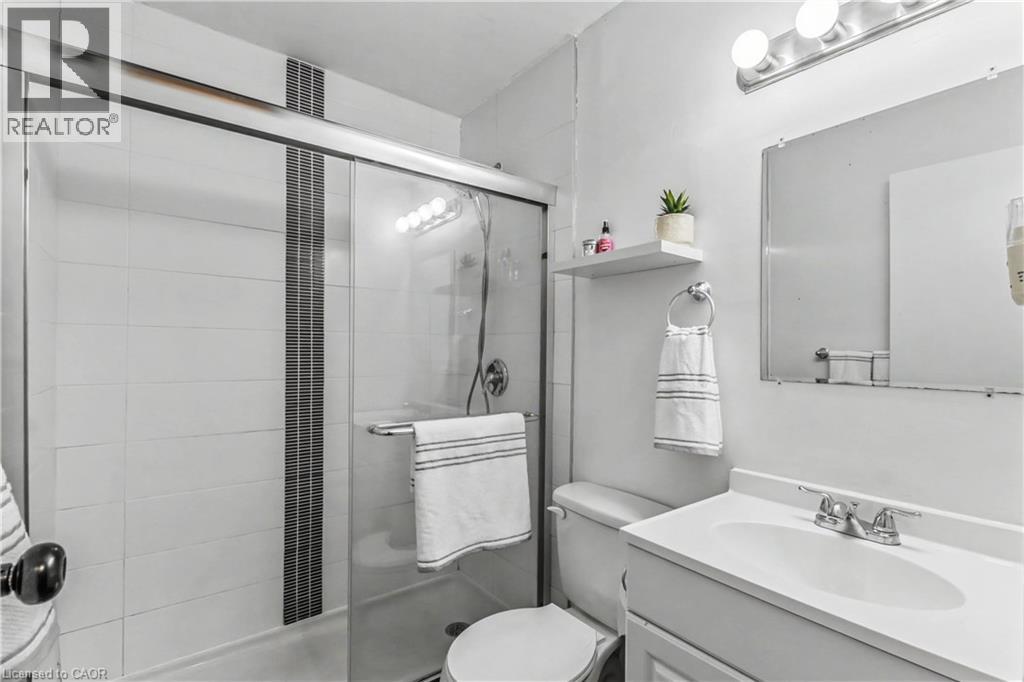 511 Quiet Place Unit# 5, Waterloo, Ontario  N2L 5L6 - Photo 21 - 40799052