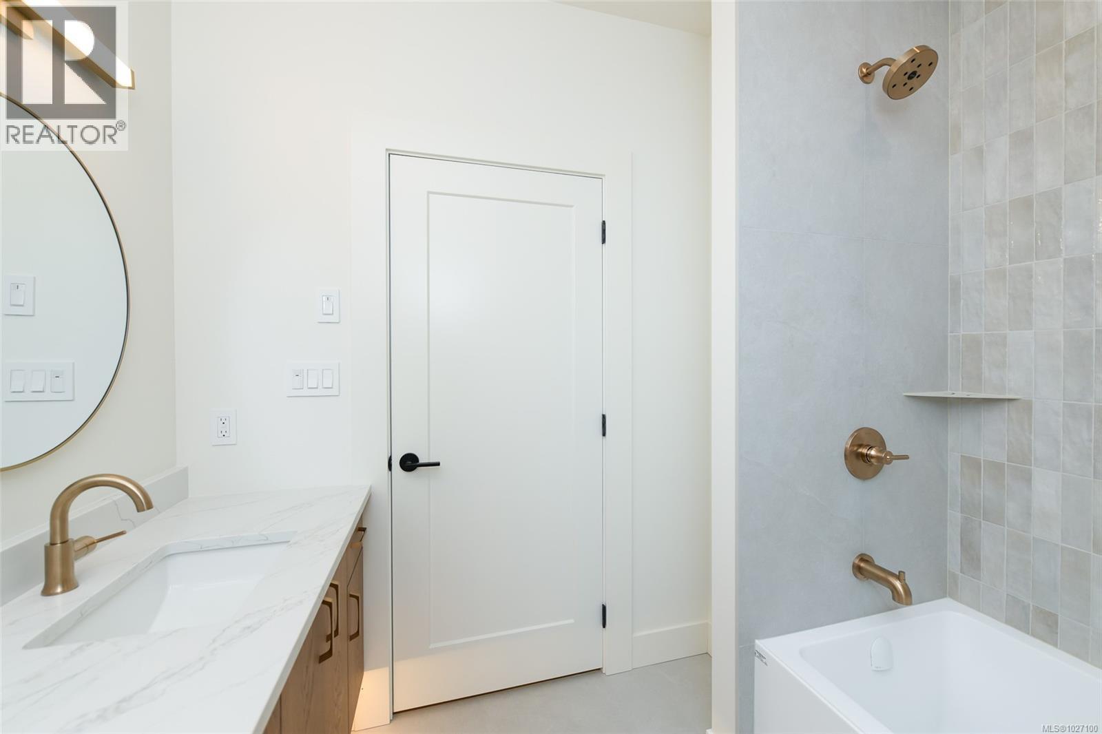 1842 Crown Isle Blvd, Courtenay, British Columbia  V9N 9X5 - Photo 27 - 1027100