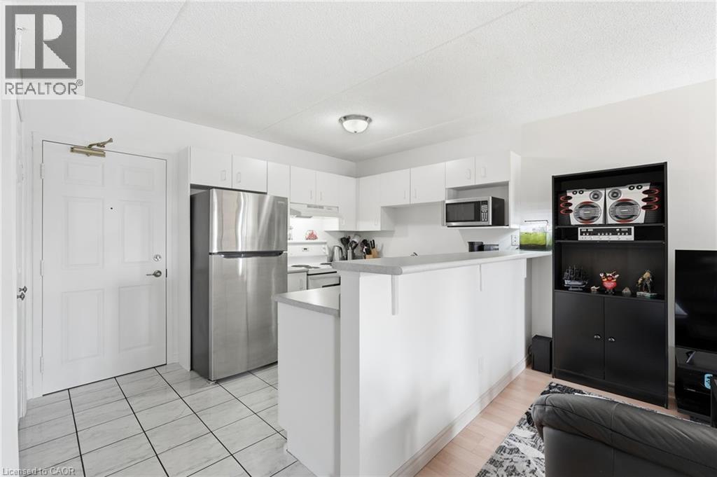 1411 Walkers Line Unit# 213, Burlington, Ontario  L7M 4P5 - Photo 9 - 40806760