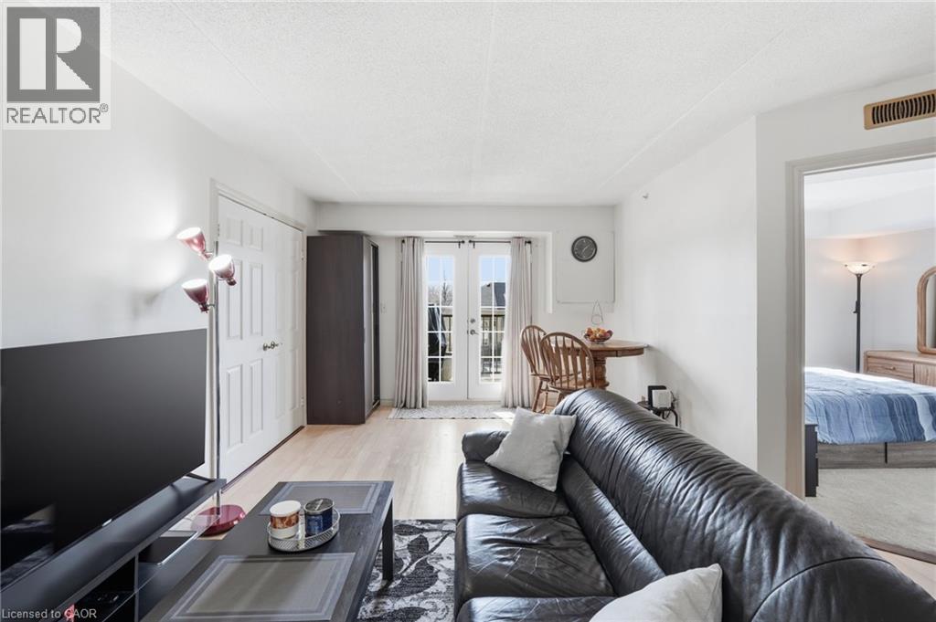 1411 Walkers Line Unit# 213, Burlington, Ontario  L7M 4P5 - Photo 13 - 40806760